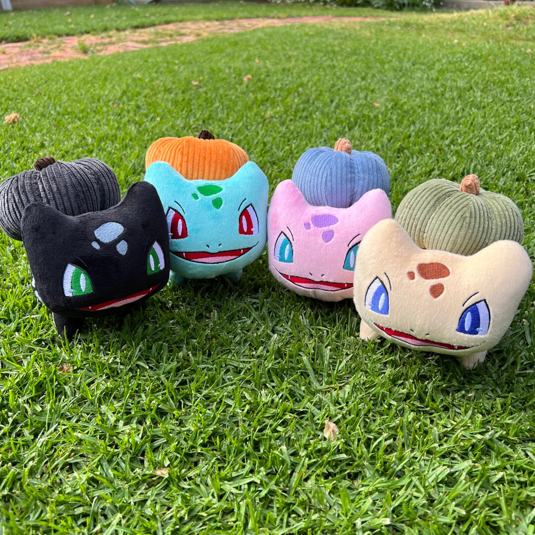 Halloween Bulbasaur Pumpkin Plush
